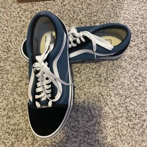 Vans Old Skool Navy & White Brand New